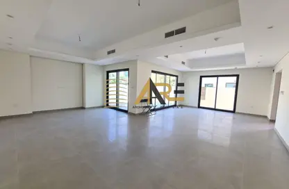 Townhouse - 3 Bedrooms - 5 Bathrooms for rent in Sharjah Sustainable City - Sharjah
