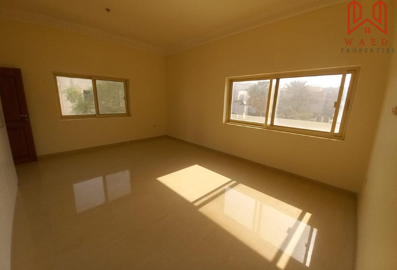 Lavish 5BR Villa with Private Pool-Spacious Garden photo 9