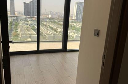 Apartment - 2 Bedrooms - 2 Bathrooms for rent in Azizi Riviera 22 - Azizi Riviera - Meydan One - Meydan - Dubai