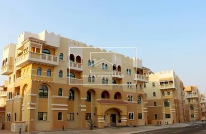 Townhouse - 2 Bedrooms - 3 Bathrooms for rent in Al Shahama - Abu Dhabi