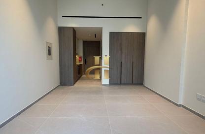 Apartment - Studio - 1 Bathroom for rent in Beverly Residences 2 - District 15 - Jumeirah Village Circle - Dubai