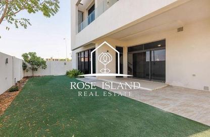 Villa - 4 Bedrooms - 5 Bathrooms for rent in West Yas - Yas Island - Abu Dhabi