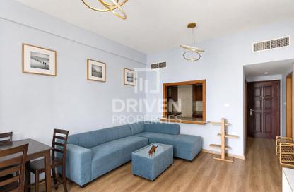 Apartment - 1 Bedroom - 1 Bathroom for rent in Azure - Dubai Marina - Dubai