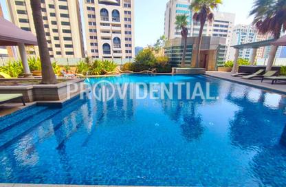Apartment - 2 Bedrooms - 4 Bathrooms for rent in Capital Plaza Tower B - Capital Plaza - Corniche Road - Abu Dhabi