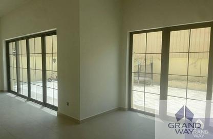 Villa - 4 Bedrooms - 5 Bathrooms for rent in Nad Al Sheba Villas - Nad Al Sheba 3 - Nad Al Sheba - Dubai Villa - 4 Bedrooms - 5 Bathrooms for rent in Nad Al Sheba Villas - Nad Al Sheba 3 - Nad Al Sheba - Dubai