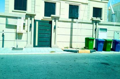 Villa - 5 Bedrooms - 6 Bathrooms for rent in Al Tai - Sharjah