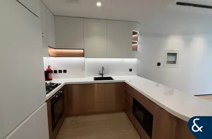 شقة - غرفة نوم - 1 حمام للايجار في مساكن الارتفاع - منطقة 16 - قرية جميرا الدائرية - دبي