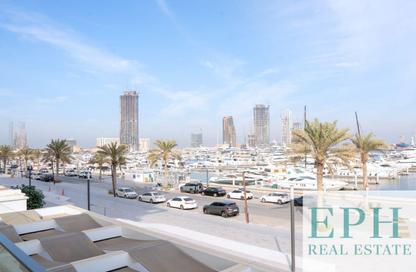 Apartment - 2 Bedrooms - 2 Bathrooms for rent in Seagate Building 1 - Seagate - Mina Rashid - Dubai