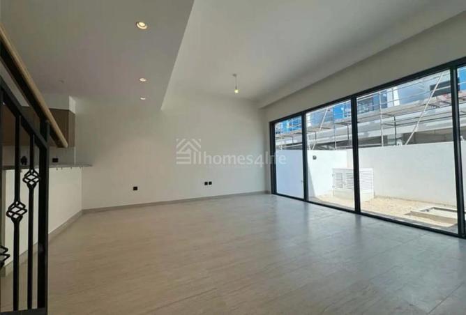 82363384 - صورة العقار 3