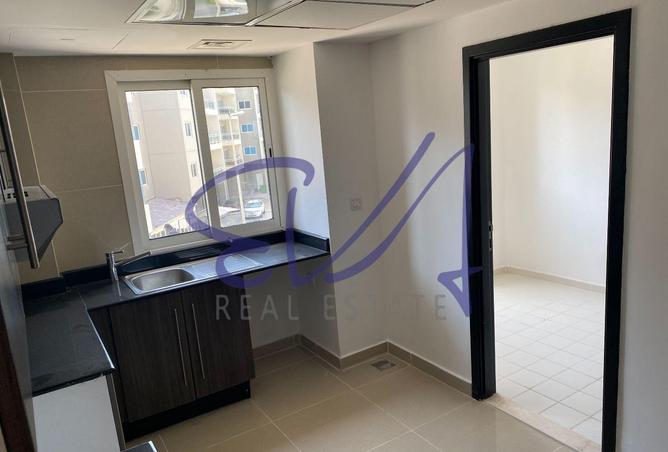 93143623 - Property Image 3