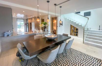 Villa - 4 Bedrooms - 5 Bathrooms for sale in District 8 - Royal Park - Jumeirah Park - Dubai