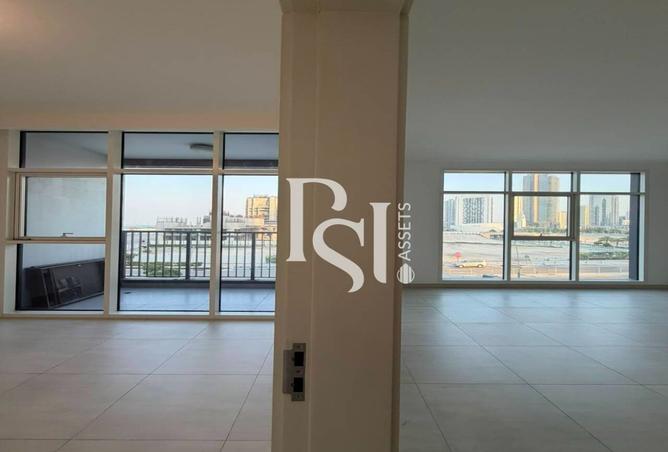 132003848 - Property Image 3