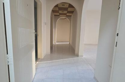 Apartment - 3 - 3 for rent in Thuraya Al Majaz Building - Al Majaz 3 - Al Majaz - Sharjah