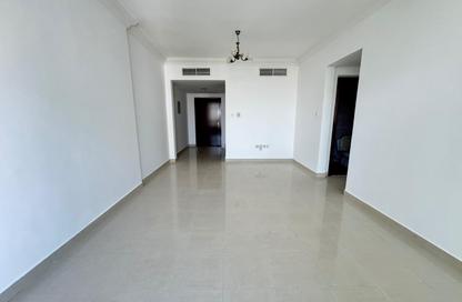 Apartment - 1 Bedroom - 2 Bathrooms for rent in New Al Taawun Road - Al Taawun - Sharjah