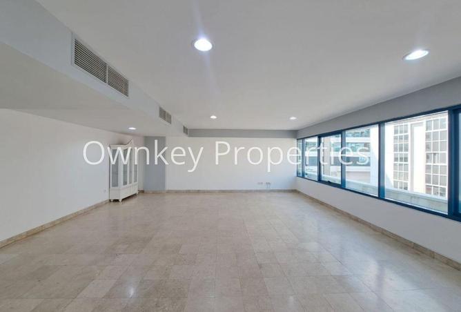 128808459 - Property Image 3
