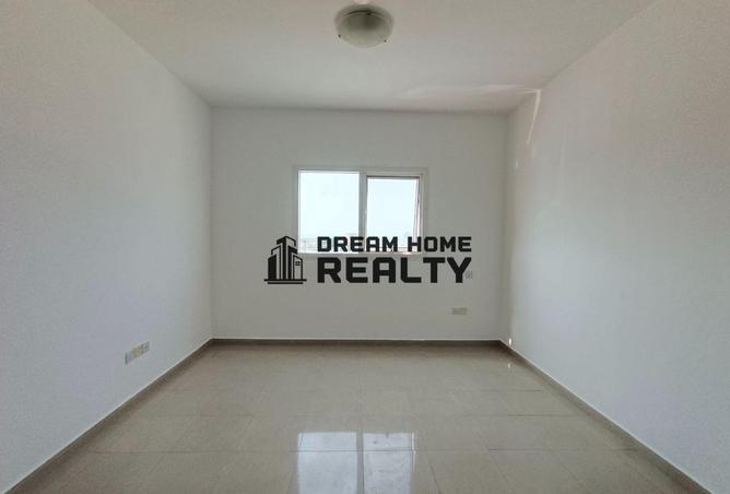 78188300 - Property Image 3