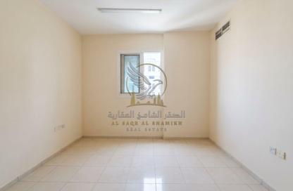 Apartment - 1 Bedroom - 2 Bathrooms for rent in Al Qulaya'ah - Al Sharq - Sharjah