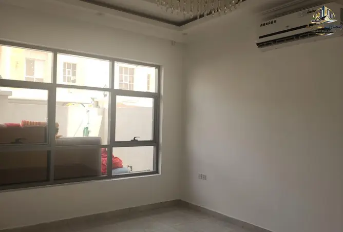 158228002 - Property Image 2