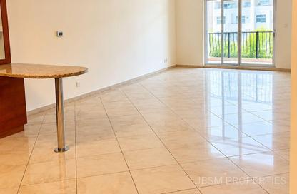 Apartment - 1 - 2 for sale in Barton House 1 - Barton House - Motor City - Dubai