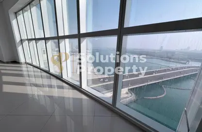 Apartment - 2 Bedrooms - 3 Bathrooms for sale in RAK Tower - Marina Square - Al Reem Island - Abu Dhabi