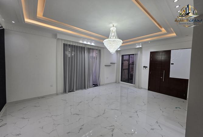 135144108 - Property Image 2
