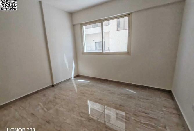 91813929 - Property Image 3