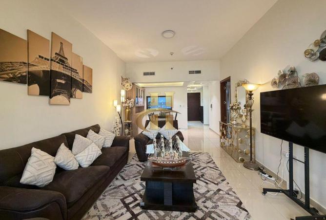 81931880 - Property Main Image