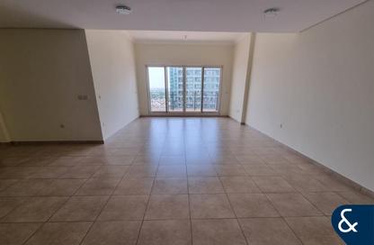 Apartment - 2 - 3 for rent in Venetian - Canal Residence - Dubai Sports City - Dubai
