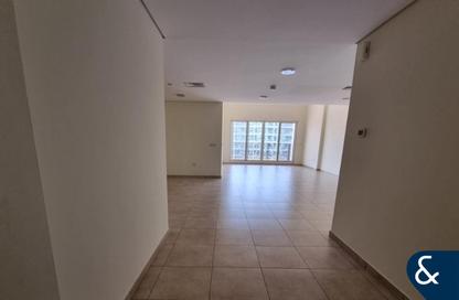 Apartment - 2 - 3 for rent in Venetian - Canal Residence - Dubai Sports City - Dubai