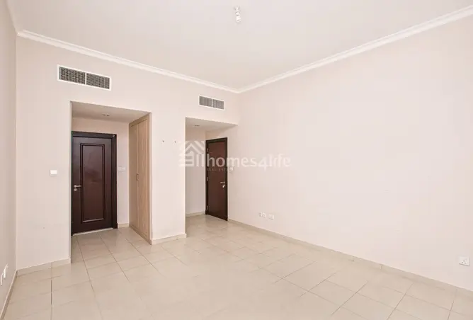 135174612 - Property Image 2
