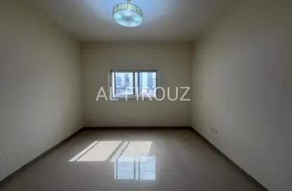 شقة - 2 غرف نوم - 3 حمامات للايجار في نرجس ريزيدينس - الضاحية 13 - قرية جميرا الدائرية - دبي