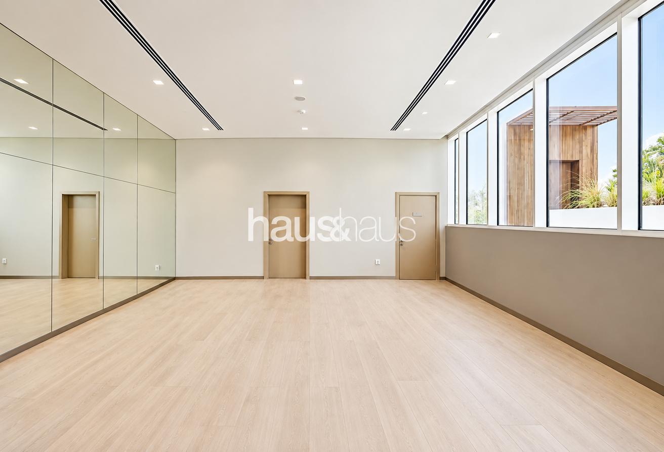 Rare and Unique | Duplex Home | Exclusive photo 18