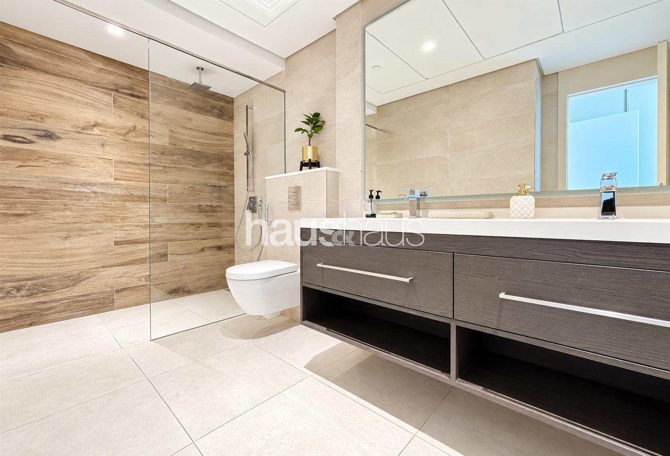 Rare and Unique | Duplex Home | Exclusive photo 13