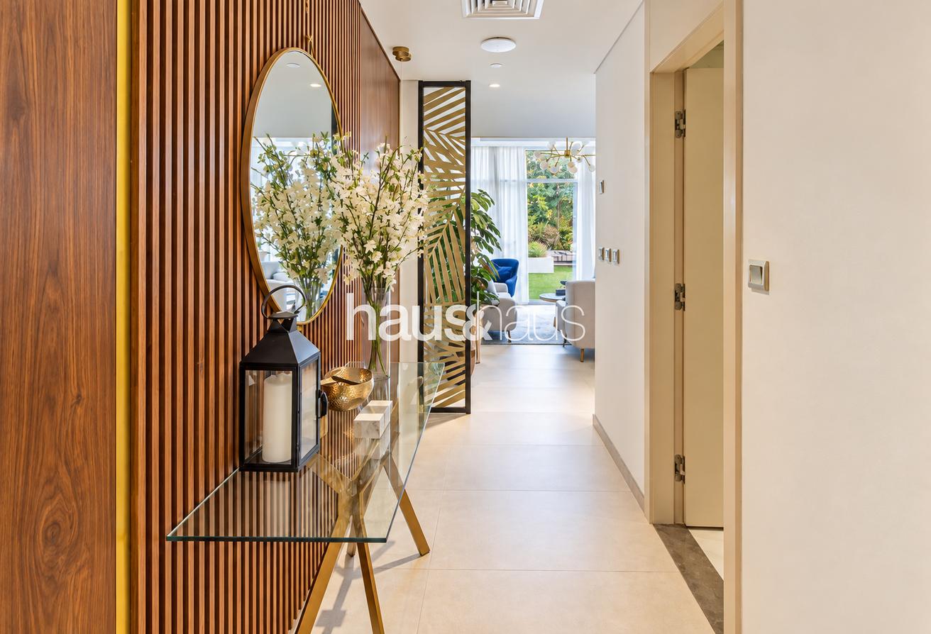 Rare and Unique | Duplex Home | Exclusive photo 14
