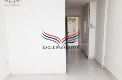 Apartment - Studio - 1 Bathroom for rent in Al Khayat Building - Musallah - Al Souk Al Kabeer - Bur Dubai - Dubai