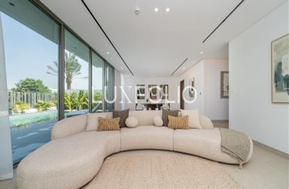 Villa - 4 - 5 for sale in Sunrise Living at Jumeirah Park - District 9 - Jumeirah Park - Dubai