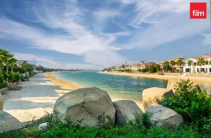 Villa - 4 Bedrooms - 5 Bathrooms for rent in Canal Cove Villas - Palm Jumeirah - Dubai Villa - 4 Bedrooms - 5 Bathrooms for rent in Canal Cove Villas - Palm Jumeirah - Dubai