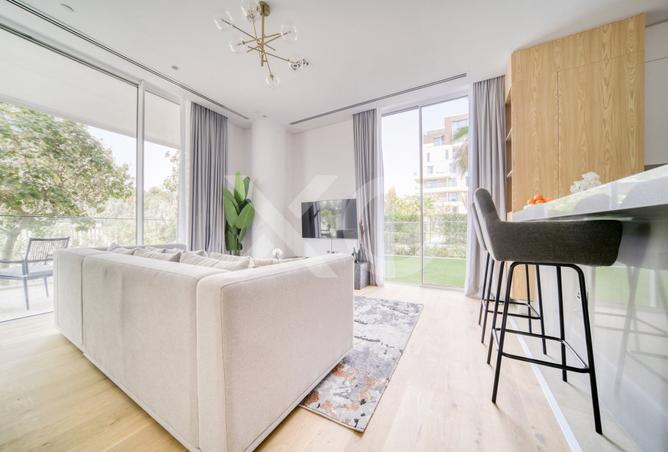 Exclusive | Fully Serviced | Furnished photo 3