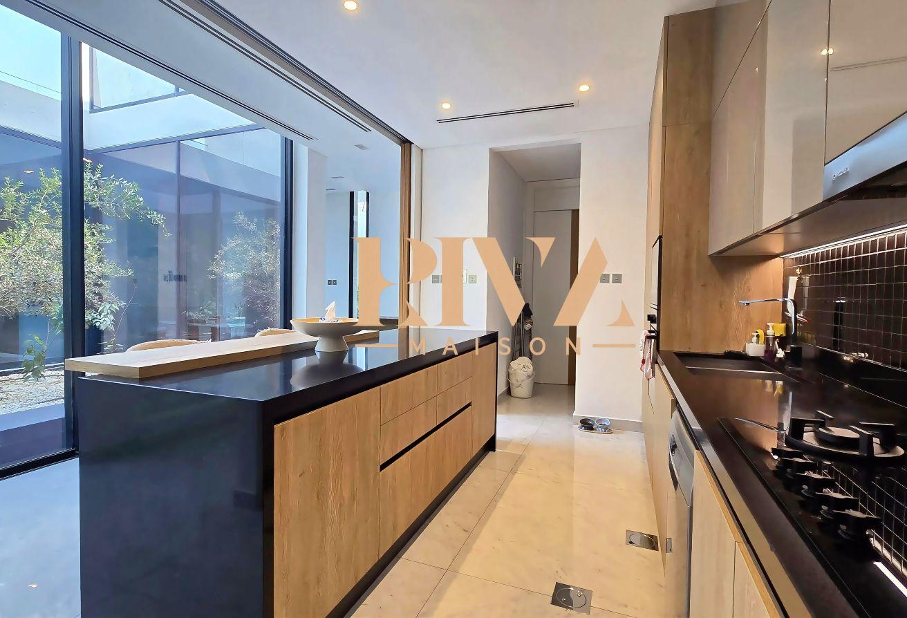 5BR Chorisia Villa | Private Pool | Garden & Park photo 5