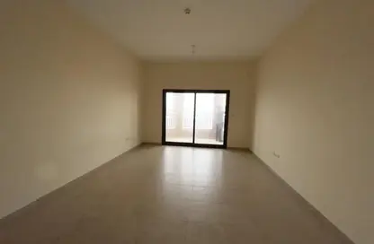 Apartment - Studio - 1 Bathroom for rent in Silicon Gates 1 - Silicon Gates - Dubai Silicon Oasis - Dubai