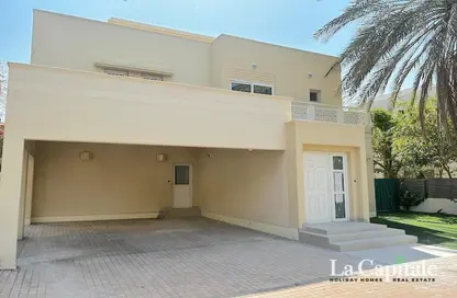 Villa - 4 Bedrooms - 5 Bathrooms for rent in Meadows 9 - Meadows - Dubai