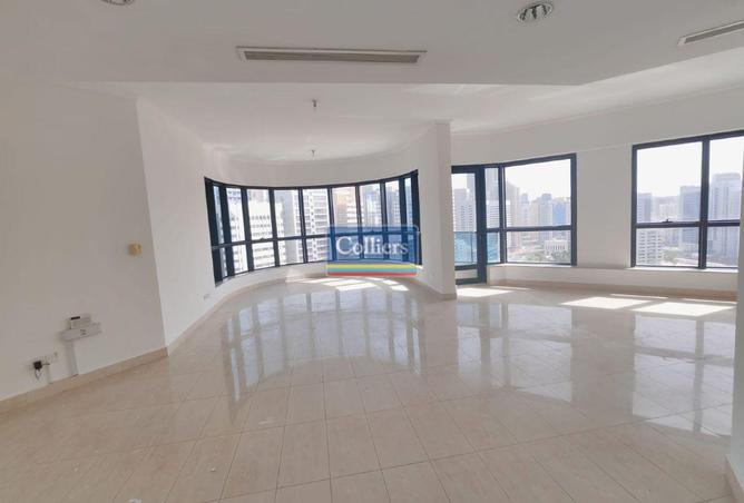136069502 - Property Image 2
