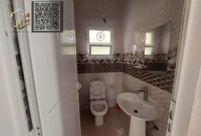 130654935 - Property Image 3