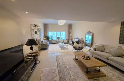 Apartment - 3 Bedrooms - 3 Bathrooms for sale in Al Khan Corniche - Al Khan - Sharjah