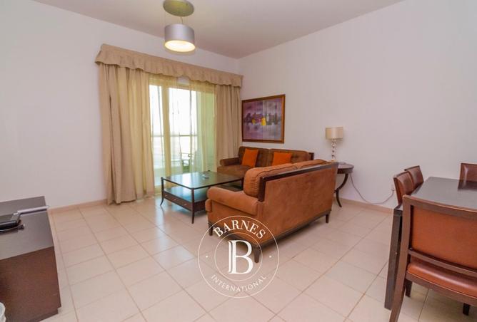 82786308 - Property Image 3