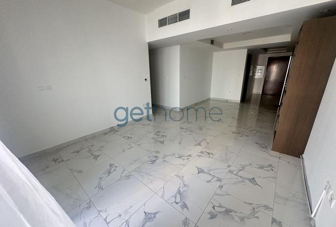 67460344 - Property Image 2