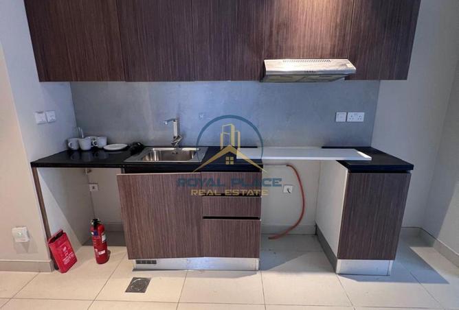 77369111 - Property Image 3