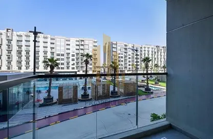 شقة - غرفة نوم - 1 حمام للايجار في لاونز من دانوب بلوك 4 - لاونز لدانوب - المدينة العالمية - دبي