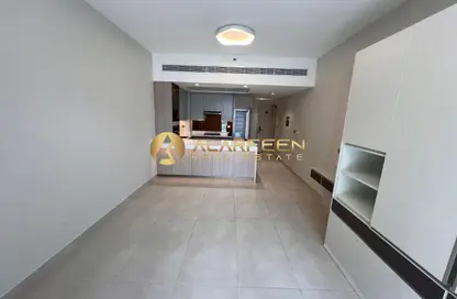 دوبلكس - 1 حمام للايجار في هيراد تاور - قرية جميرا الدائرية - دبي