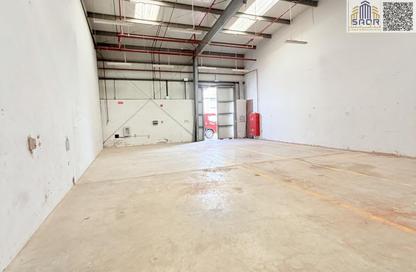 Warehouse - Studio for rent in Umm Dir - Umm Al Quwain